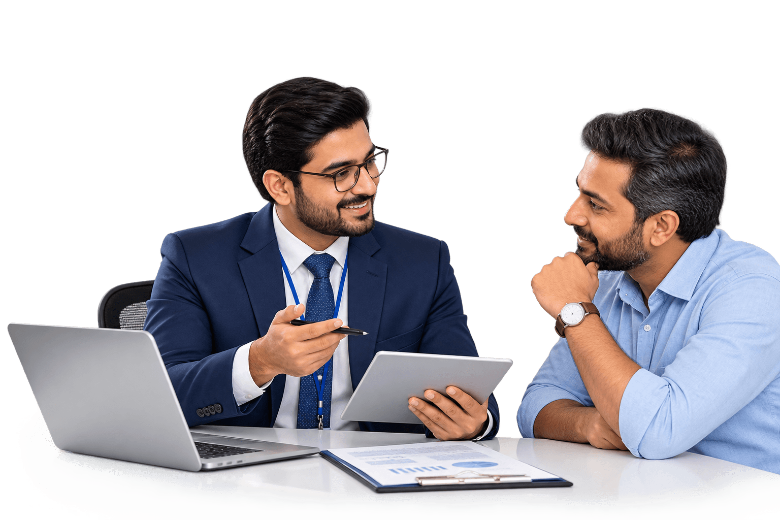 PayYou Advisory expert discussing loan options with a customer